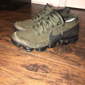 Nike Flyknit Vapormax Khaki